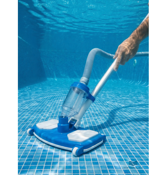 Набор для чистки бассейна Bestway 58234 с вакуумным пылесосом и телескопической штангой Набор для чистки бассейна Bestway 58234 с вакуумным пылесосом и телескопической штангой
