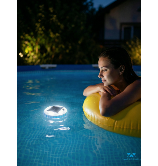 Плавающая светодиодная подсветка Intex 28695 на солнечной батарее, D-168мм, разноцветная Плавающая светодиодная подсветка Intex 28695 на солнечной батарее, D-168мм, разноцветная